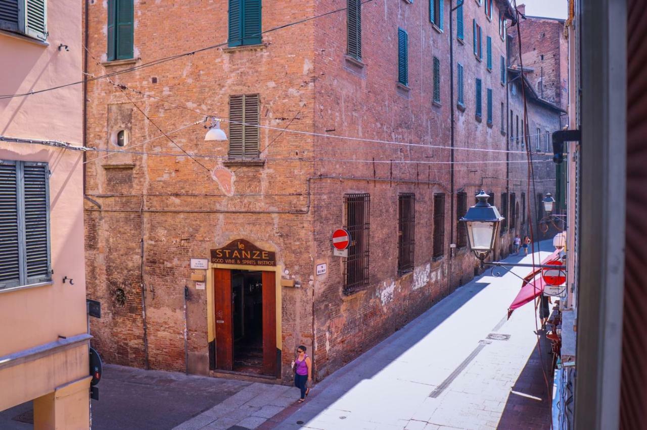 Juli'S Guest House Bologna Kültér fotó