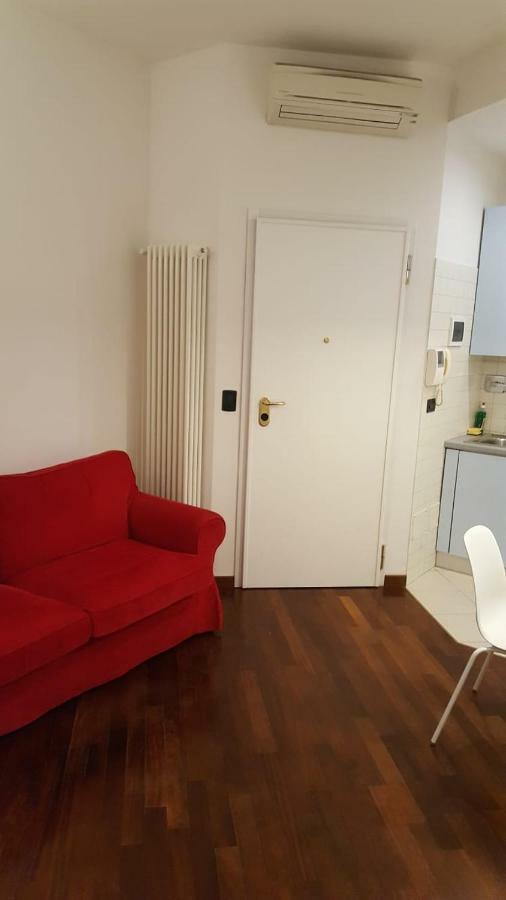 Juli'S Guest House Bologna Kültér fotó